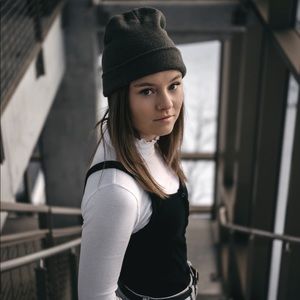 Meet your Posher, Riley